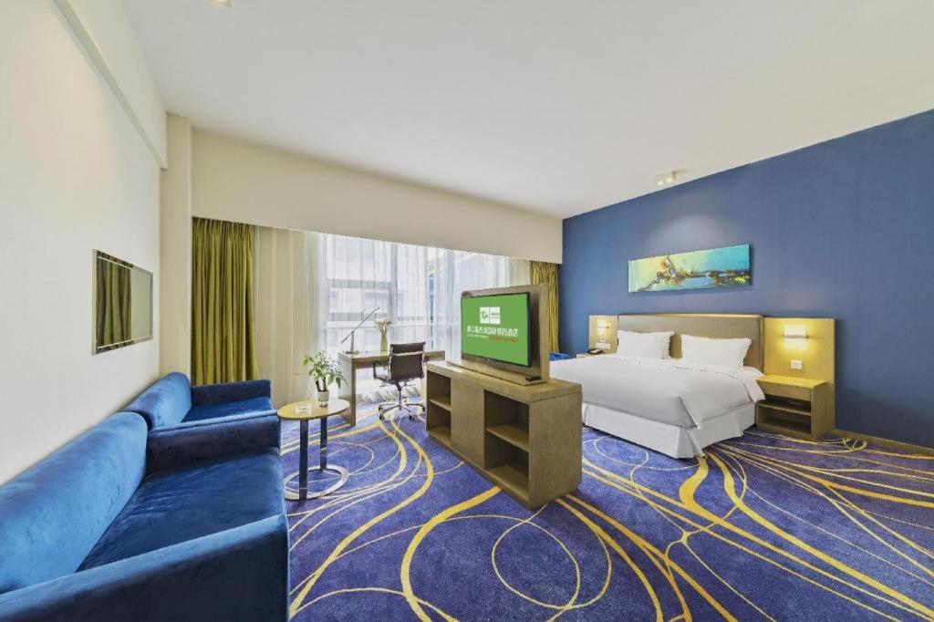 Holiday Inn Express Dujiangyan Ancient City Exterior photo