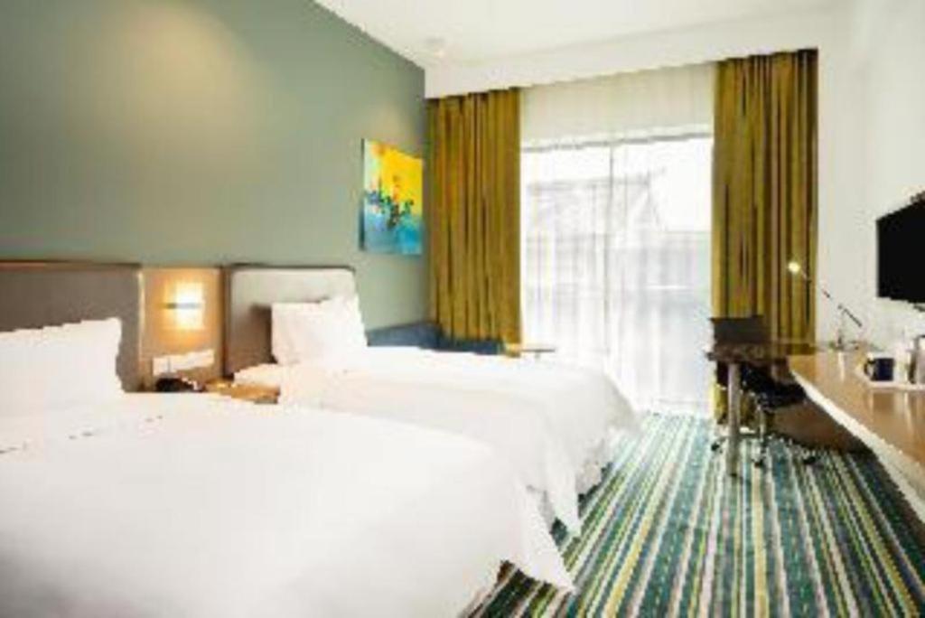 Holiday Inn Express Dujiangyan Ancient City Exterior photo
